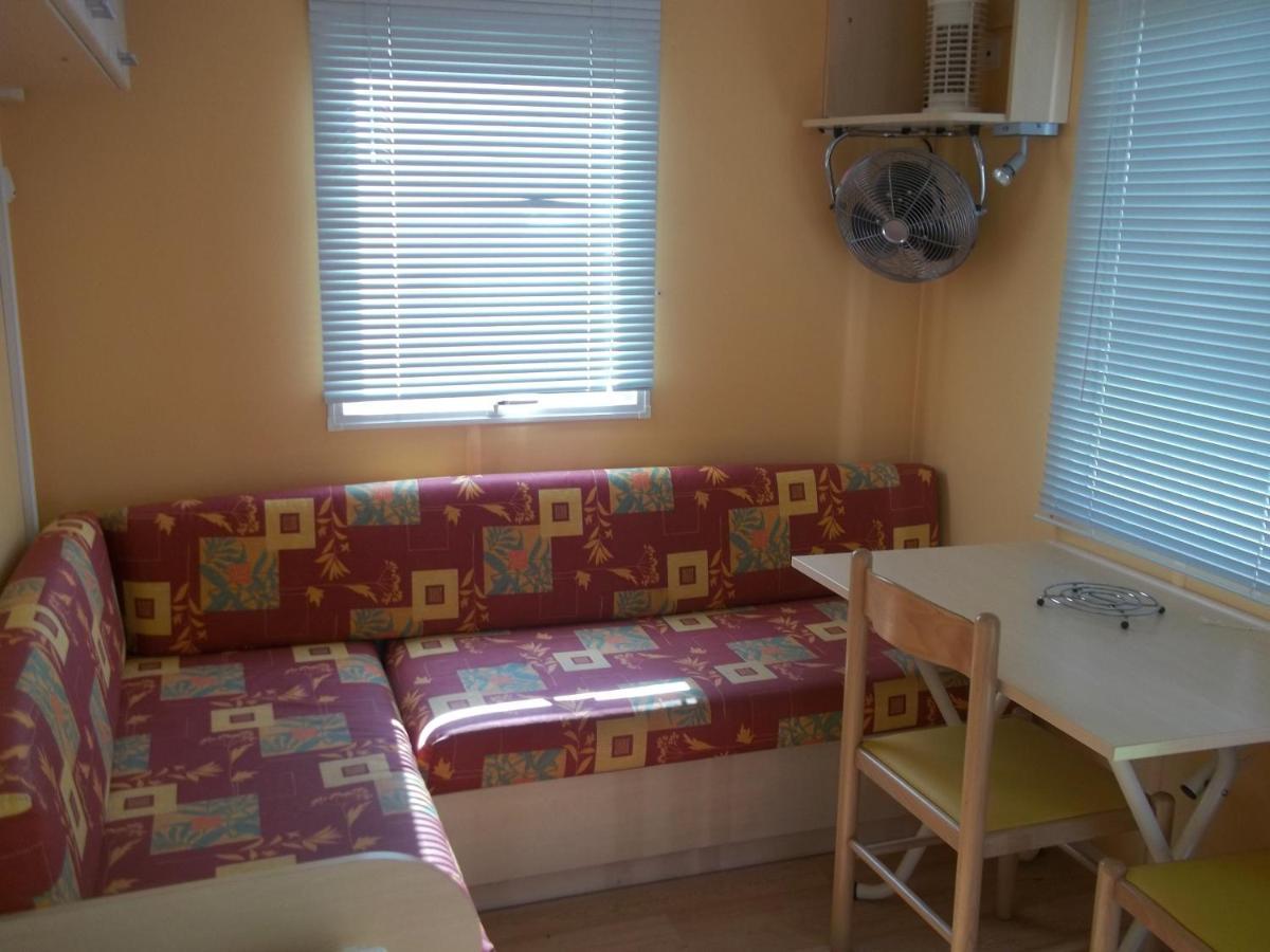Camping Aire Du Gros Pre Lesseux Zewnętrze zdjęcie
